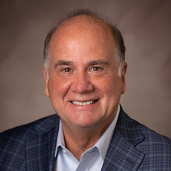 CG_21_SiteReviews_Headshots_MikeRaymond